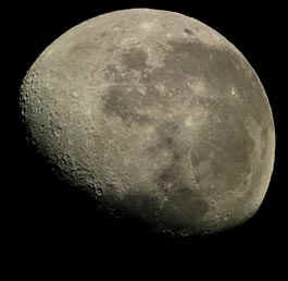 http://www.catchafallingstar.com/nwa2995/moon.jpg (23291 bytes)